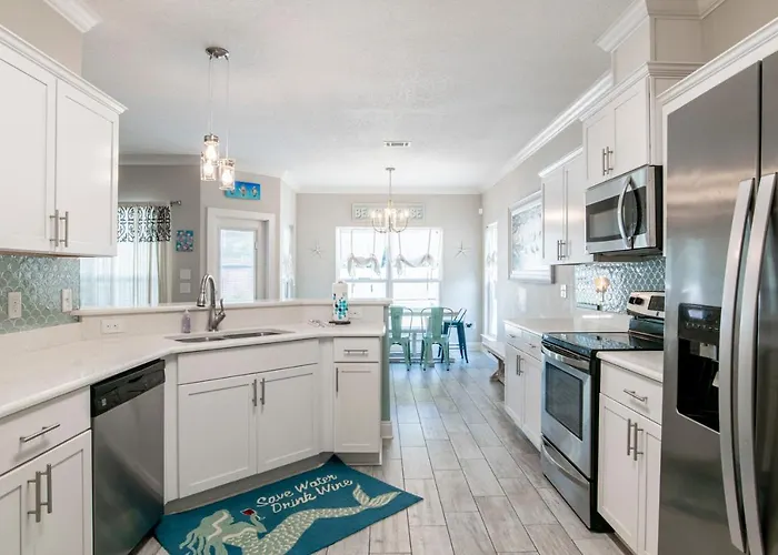 14070 Canal Drive By Pkrm Holiday home